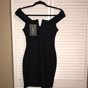 💣PrettyLittleThing Bodycon Dress💣